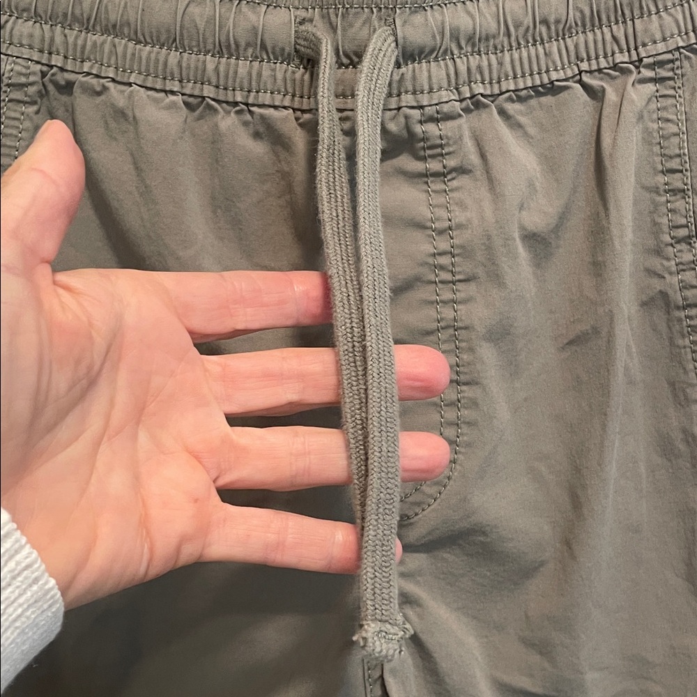 Hollister Size Medium Drawstring Pull-On Cargo Sh… - image 3